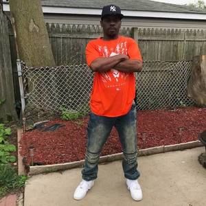 Meet your Posher, Larry